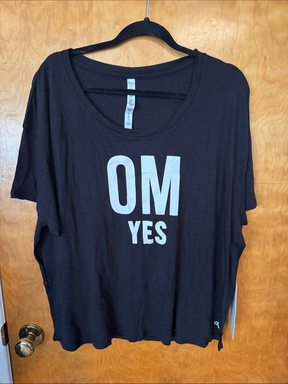 NWT VINTAGE Alo Yoga tee